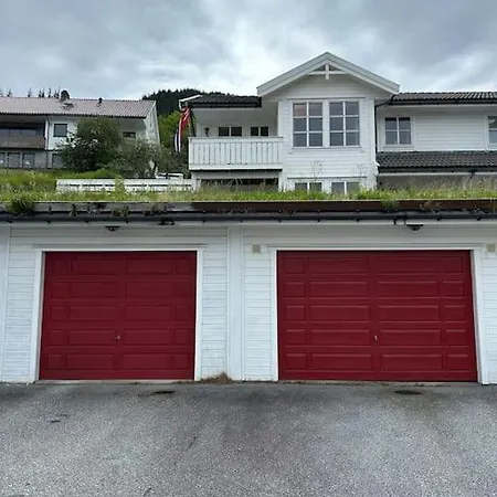 Hus Med Panorama Utsikt Semesterbostad