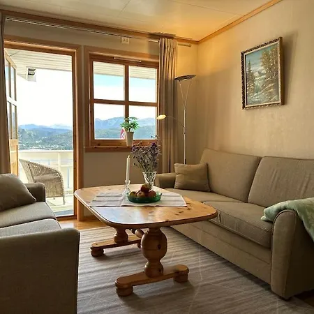 Holiday home Hus Med Panorama Utsikt *