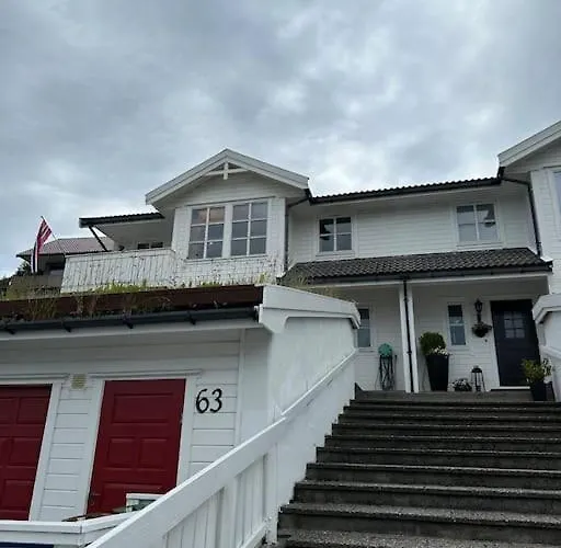 Hus Med Panorama Utsikt * Maloy