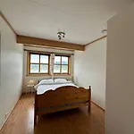 Hus Med Panorama Utsikt Maloy